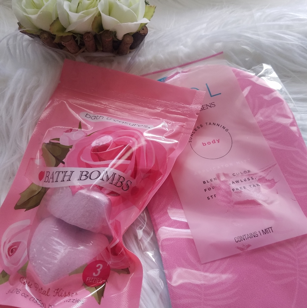 🆕️Set Bath Bombs & Sunless body